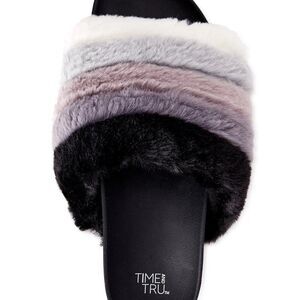 Time & Tru Furry Ombre Slipper Sz 9